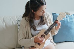 Ist eine Ukulele eine kleine Gitarre?