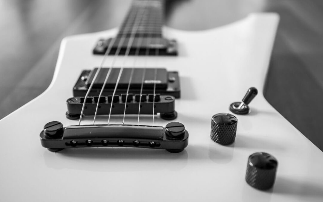 Wann & wie oft sollte man Gitarrensaiten wechseln?